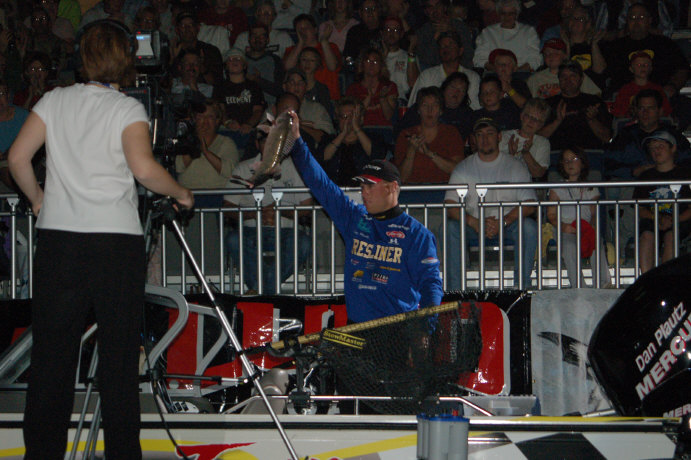 D40B0309-F2F0-4E9F-8601-CAEB69C4CFD1