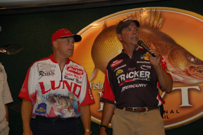 3C4166A0-7BCC-4B4E-A0ED-48544E342228