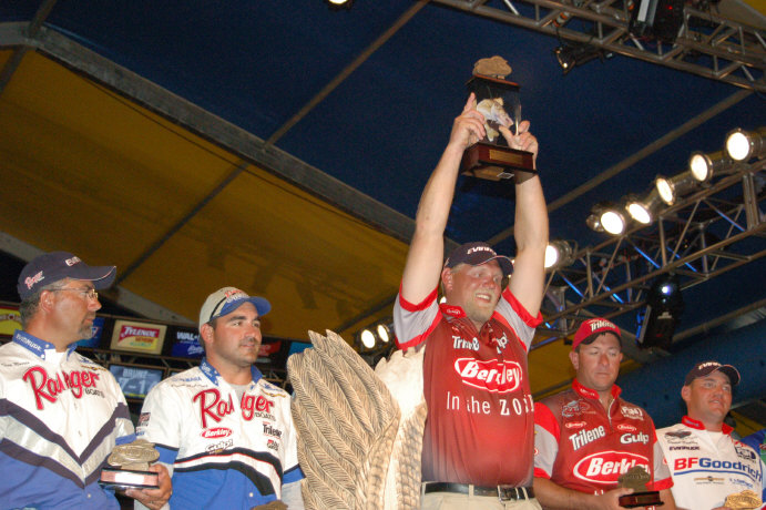 E01574BC-C820-4FAE-B01D-BA8C56856F86