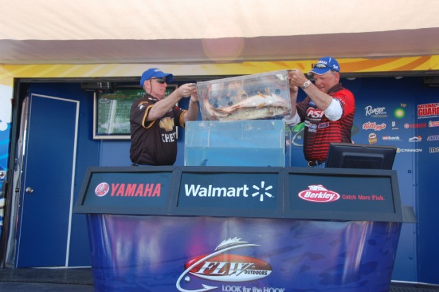 E04B5C27-2D70-46BC-9950-5F94B3428018