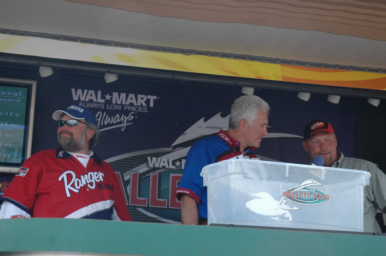 E0601D2B-94D0-4DCF-8B4F-1E5911A4B4AD