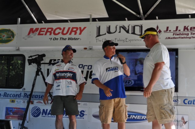 E08D03E7-399D-46CD-99FA-FD1F2DCD3339