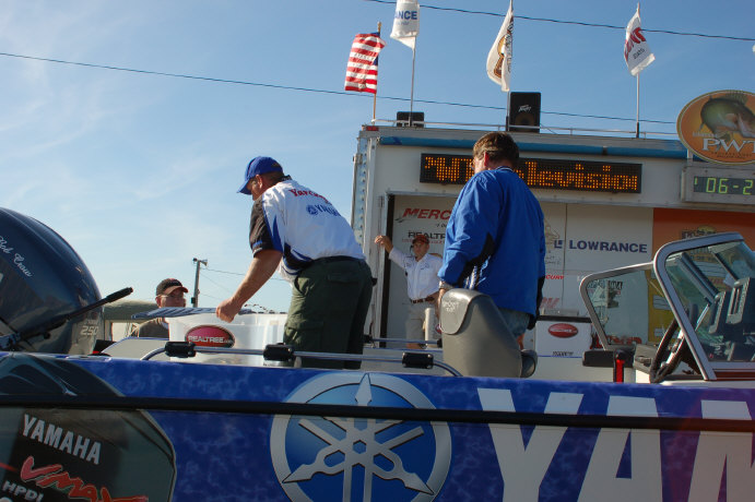 E0C641E3-C098-4C4A-A9B4-9C24A22A4FA0