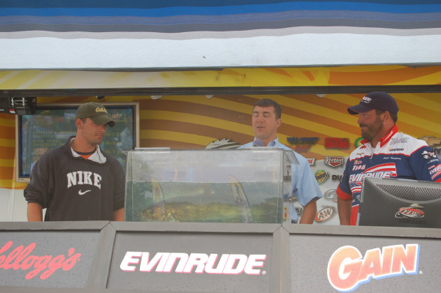 E0D8E0AD-7DDC-4473-A09F-549B5EB306C9