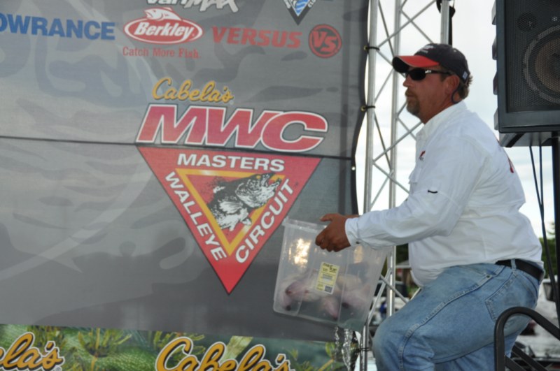 E0F787C6-5704-4EC3-841C-5811474D9214