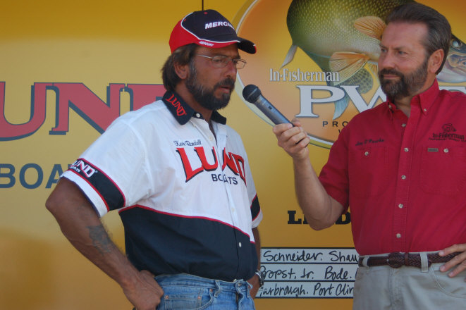 E0FF2A1F-8309-4F8C-A84F-B770B6139DD4