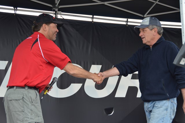 E13D112C-9960-4F77-ADE8-91A74D905F35