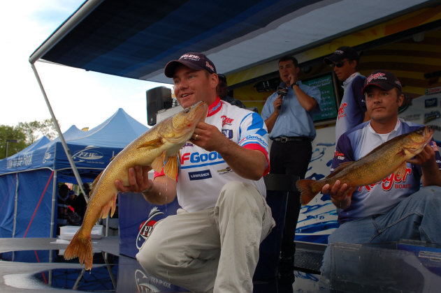 E13EB291-0806-419B-84DB-65675F8F5511