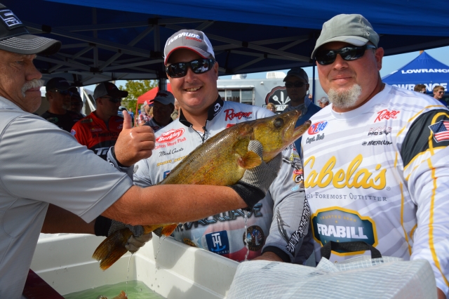 E161A902-2C57-44D3-A1C8-ACC2A8F90025