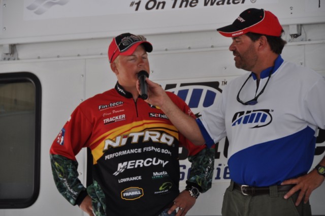 E1B75B53-5963-49FA-904F-4872339754B2