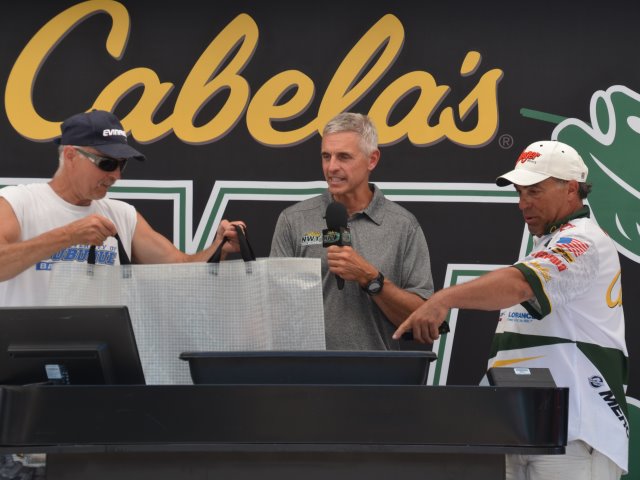 E1C8C64A-54EB-4FD4-B8BF-ADB72AAE2851