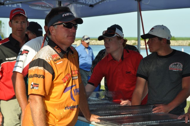 E1D3F2B2-09BE-4C50-A290-A7EB7ECC0872