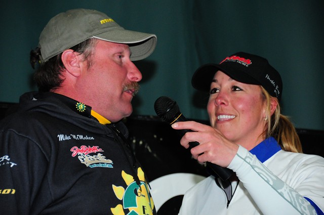 E231EF00-D142-4B14-92AA-FF7B944FC45D