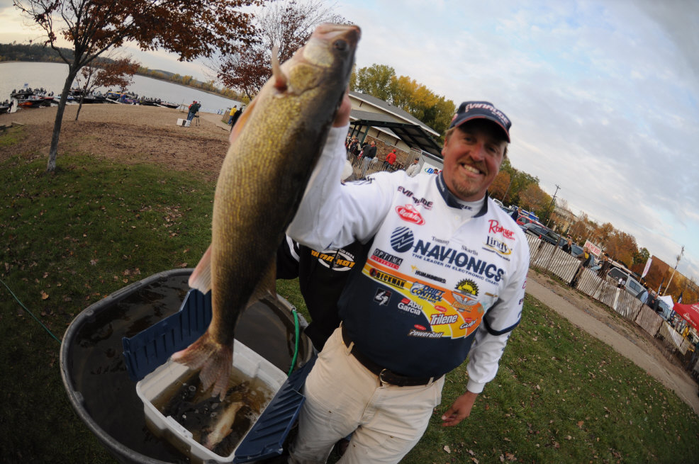 E2859D28-4E47-4C77-A559-B38A264C6B33