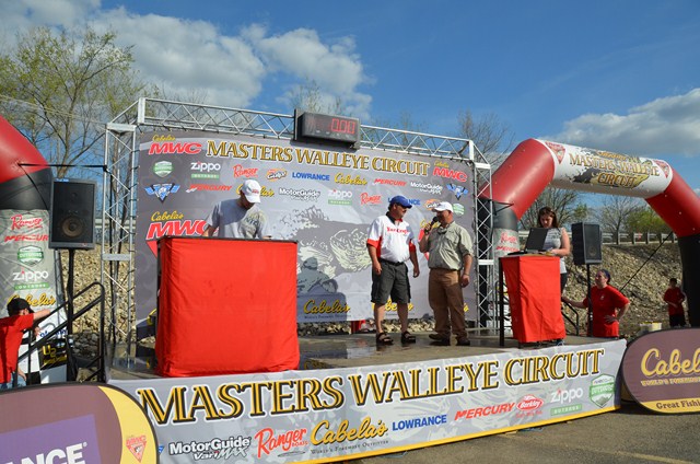 E2A193D6-3F6B-4DA2-B341-37F253390290