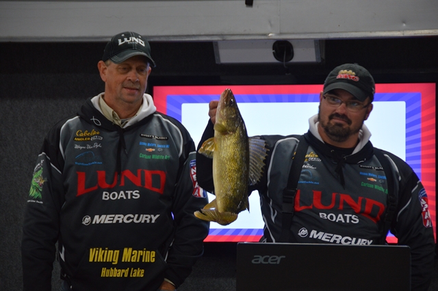 E2B365D6-DA60-4803-9430-878E2AB71C21