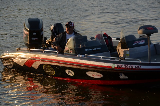 E2E5E9EA-51AD-49E9-A26E-B009090E5407