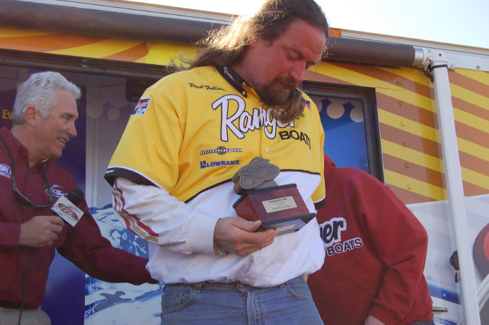 E2E7B6CD-3796-4823-893B-9D8D9D27229A