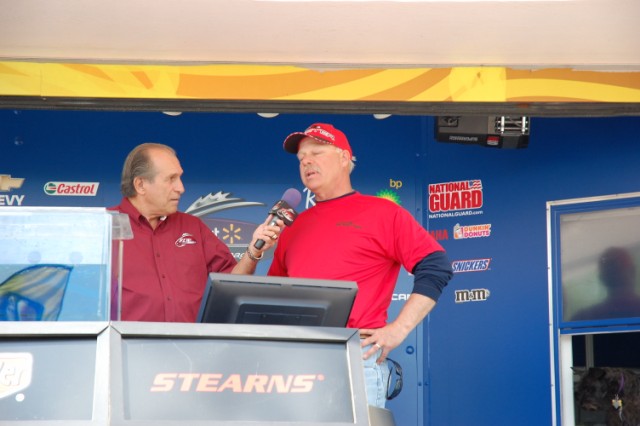 E367F404-CC78-4C21-97D2-6E026B9314A9