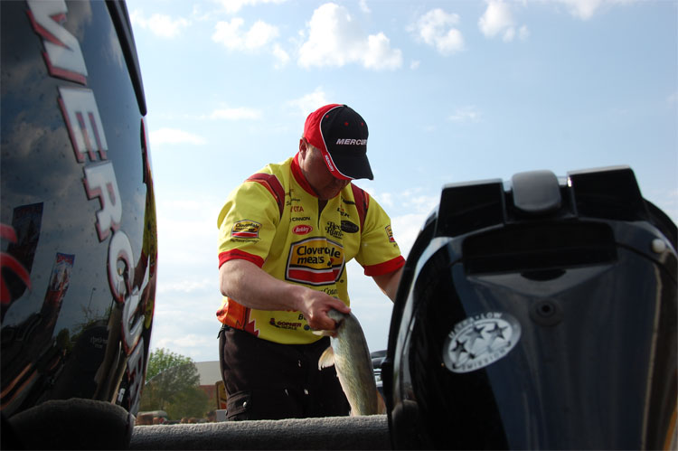 E378AA1B-FECF-4DD5-86E2-52A825F0662E