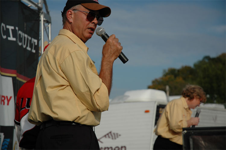 E37A9979-3C10-41CD-B964-8E39B2EBF498