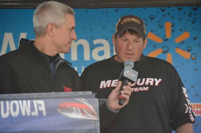 E3828E30-B8CA-4629-82AD-78427FD972E6