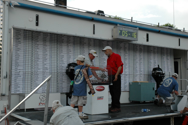 E3C6F76F-6229-479A-8A8B-8B41AC57CB02