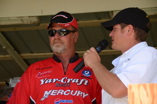 E3DA6BDF-4069-44FB-A3F8-FA65A049ACFF