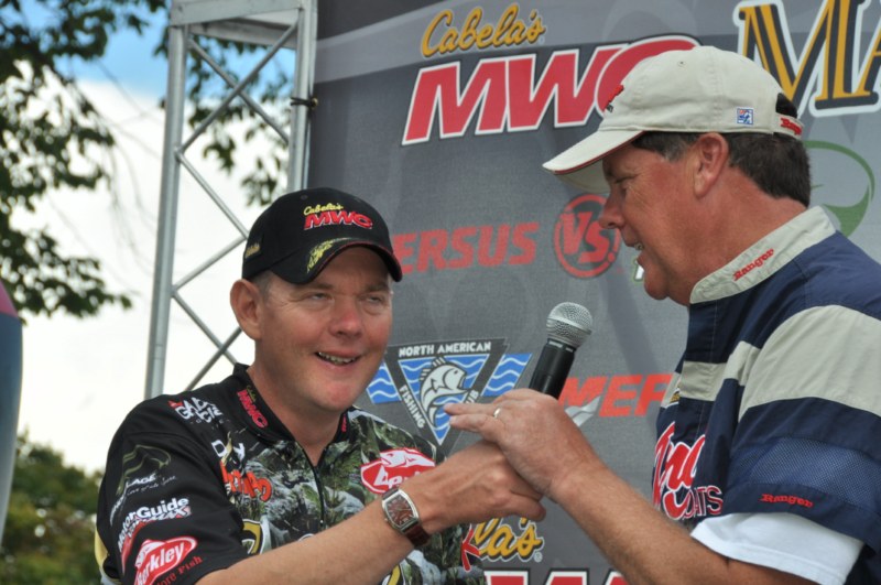 E3EA8B2F-41E1-4AD3-A55A-9ED439FACA4B