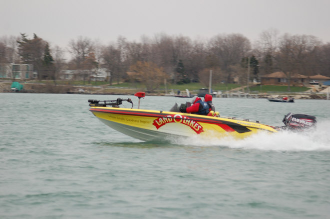 E4063DD0-87E4-4B1D-9A9F-6CB94FC7261C