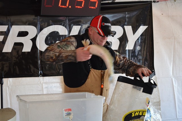 E410DC6D-7FBD-44EB-B764-FD0FDB94FAE0