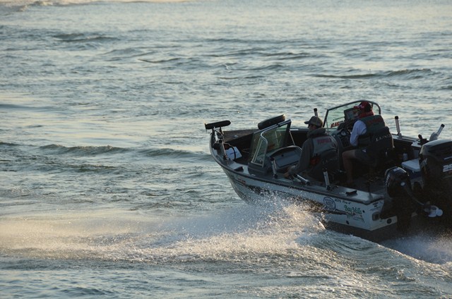 E433B655-9A44-4E62-8DE1-16EA736A64FC