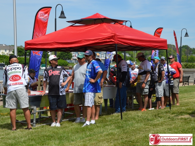 E44DEDCF-FE64-461C-BC68-7130EBE29066