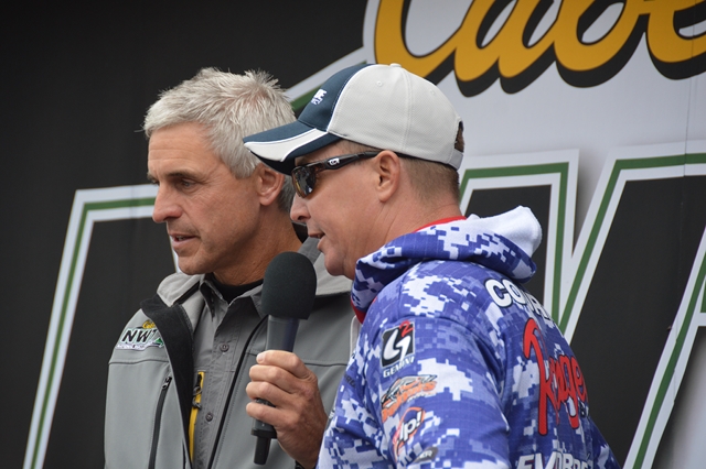 E46B7A74-1BFA-4F2D-94F3-CE4D08C3C7A4