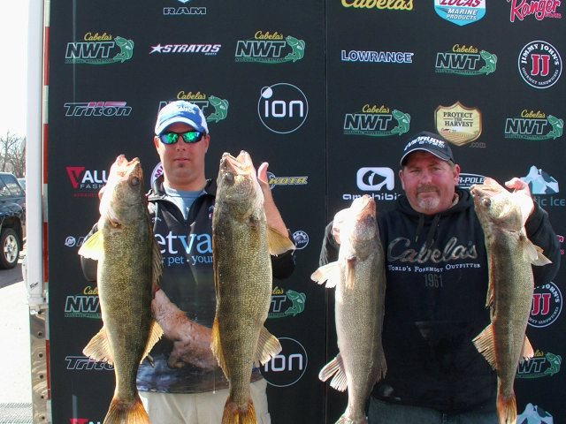 E481C439-6CCE-4FE7-874D-3167248BD488