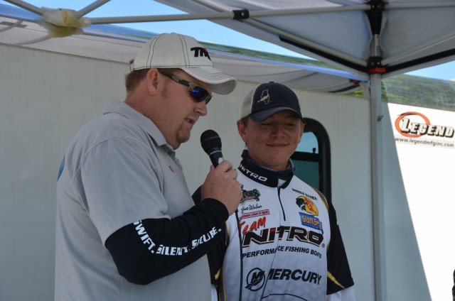 E492E396-C33A-4223-9686-7C0E3E04F894