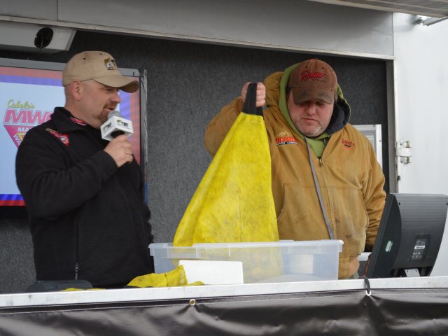 E4A529EB-46BA-4646-A510-69DEF840455C