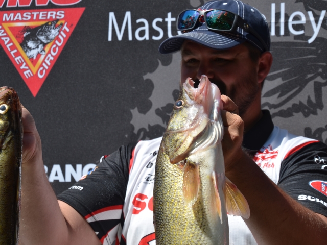 E4BF2147-7D28-4C20-A75D-96BE2D60CA93