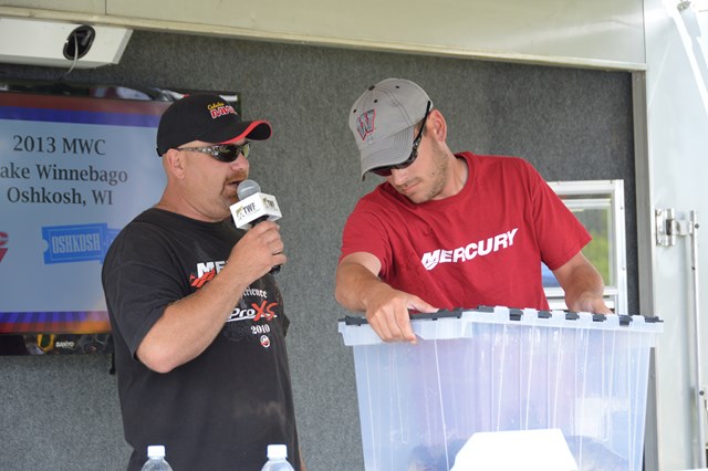 E4F3BF9F-DCB9-4175-988E-EA44695809C6