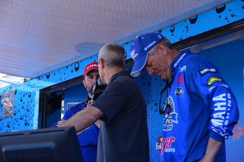 E5057C22-7D2D-433C-94D6-9C75B0D23807