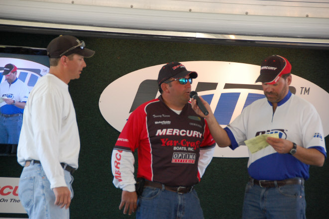 E51A5BAF-07F6-42A0-857E-3D94481E9EF0