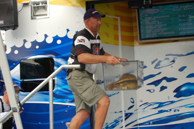 E5310458-1007-4260-BAD8-636983867121