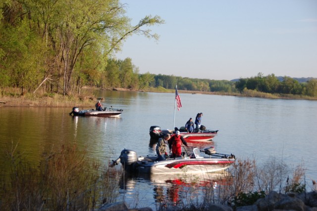 E5542348-4F13-4576-BBD1-716D5260EE42