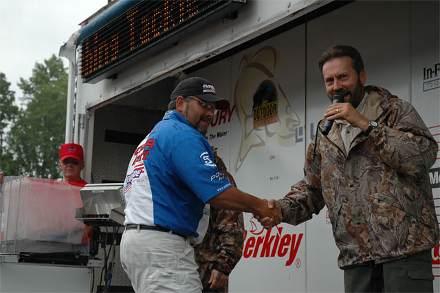 E5543253-1550-4E7A-A4B4-9670CBC9656D