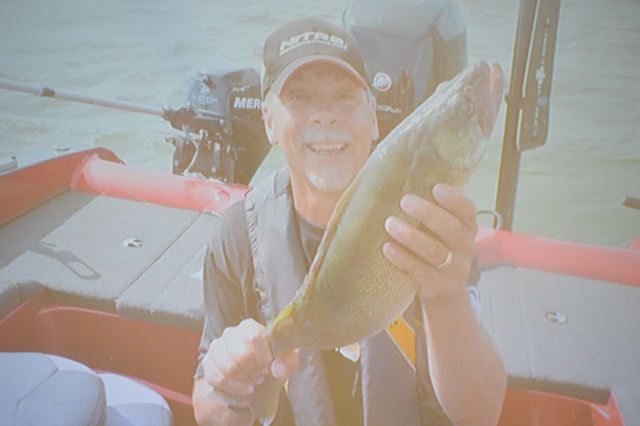 E593D633-EEFB-45D5-975A-31FD306B7564