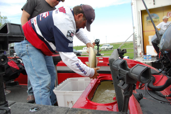 E59BC604-D9EC-4D6D-BF73-3B1EA53CC3F7