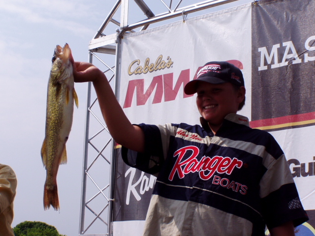 E5B9E123-4BC1-40A7-B5E3-0F8984020374