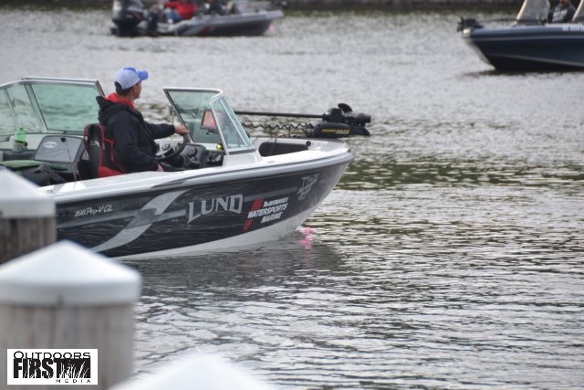 E5E34BC2-7DB3-466E-9B6C-CE20E8DDFCAC