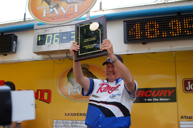 E604D3E9-B7B9-4327-98C3-AAD5061D6178