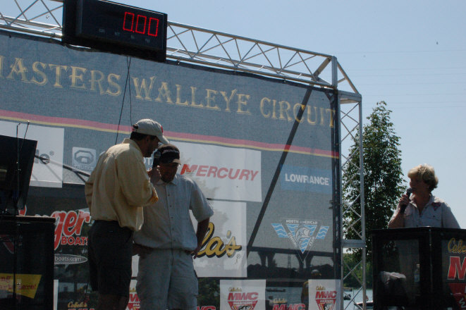 E62FBE0A-19FF-4DFC-9674-FAEFB9CAFFC8